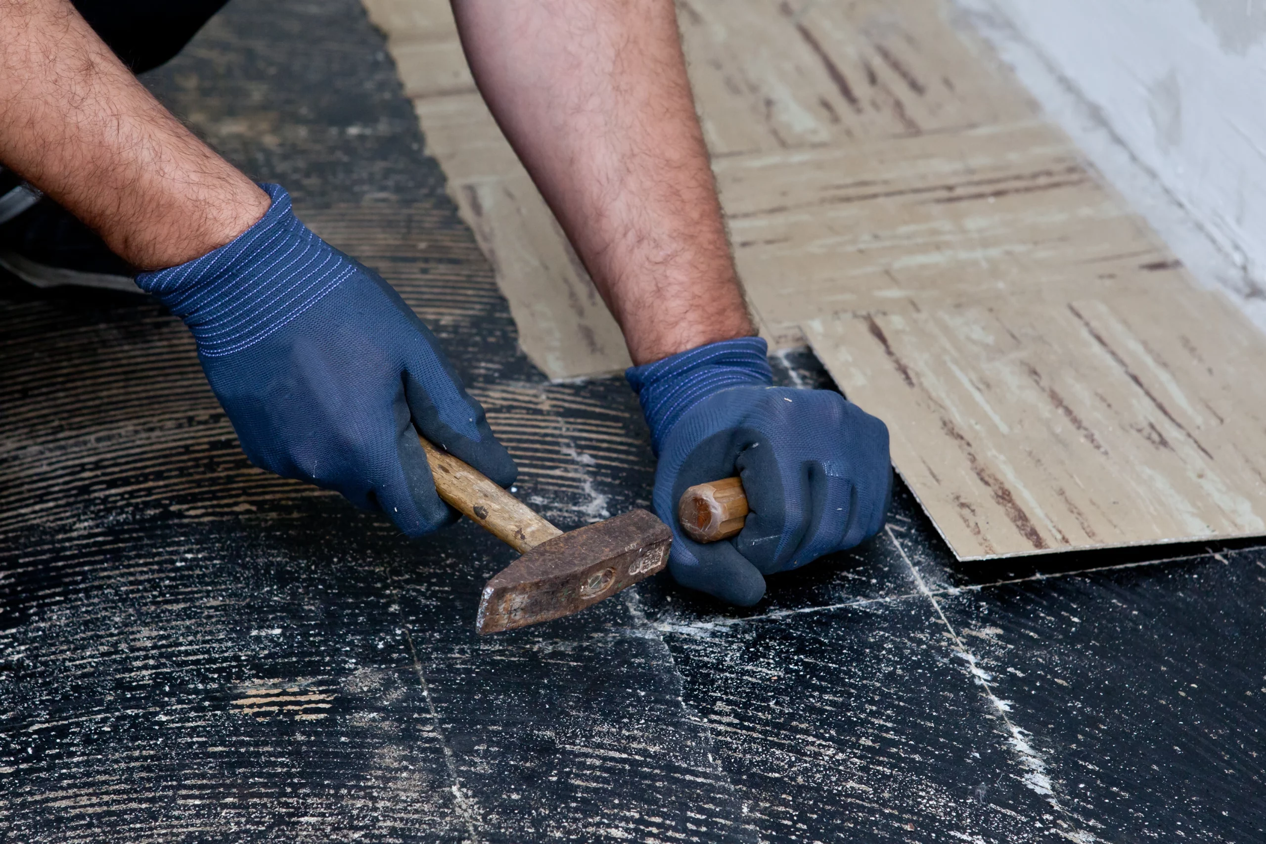 Removing Floor Tiles from Concrete: A Step-by-Step Guide