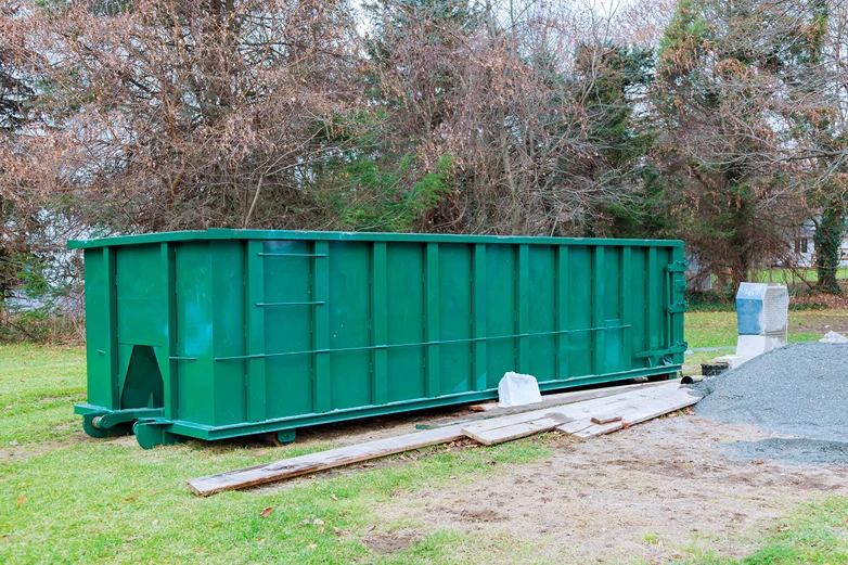 How to Use Your 15-Yard Dumpster Rental in Davidson